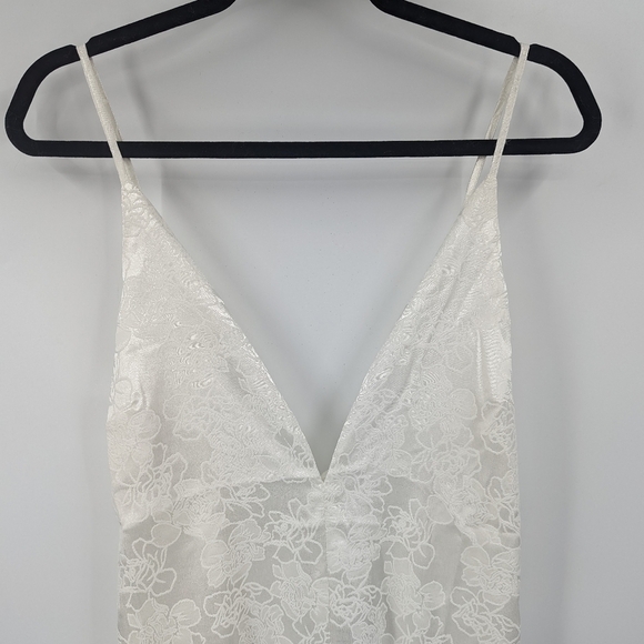 NWT LULU'S Promise My Passion Bridal Maxi V-neck Sleeveless Spaghetti Strap Dres - Picture 2 of 10